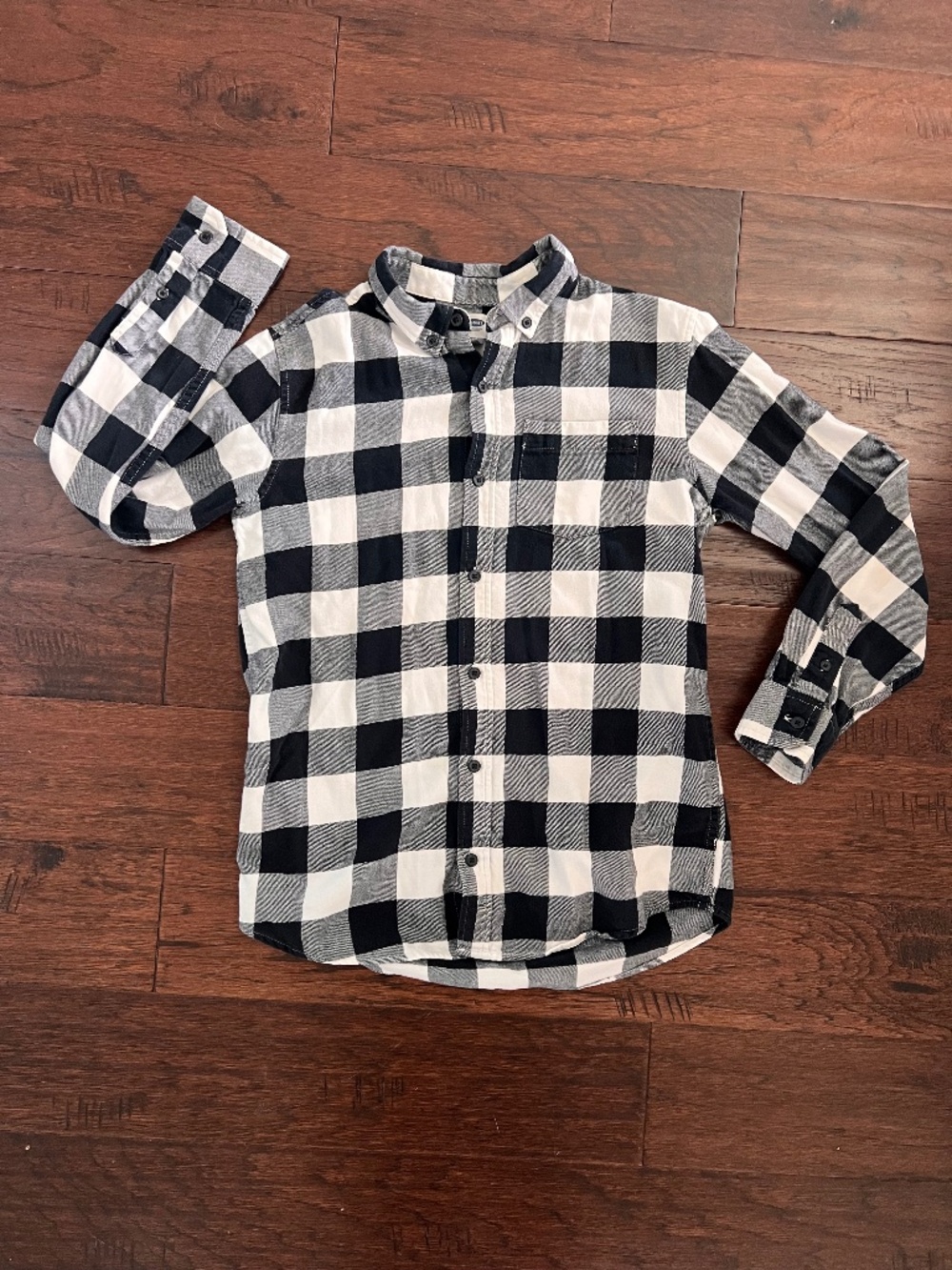 Boys Black & White Plaid Long Sleeve Flannel Shirt Old Navy Size XL - 14/16